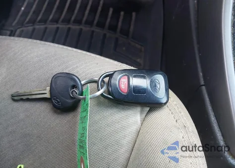 2012 Hyundai Elantra Gls from USA, damaged, VIN 5NPDH4AEXCH101565